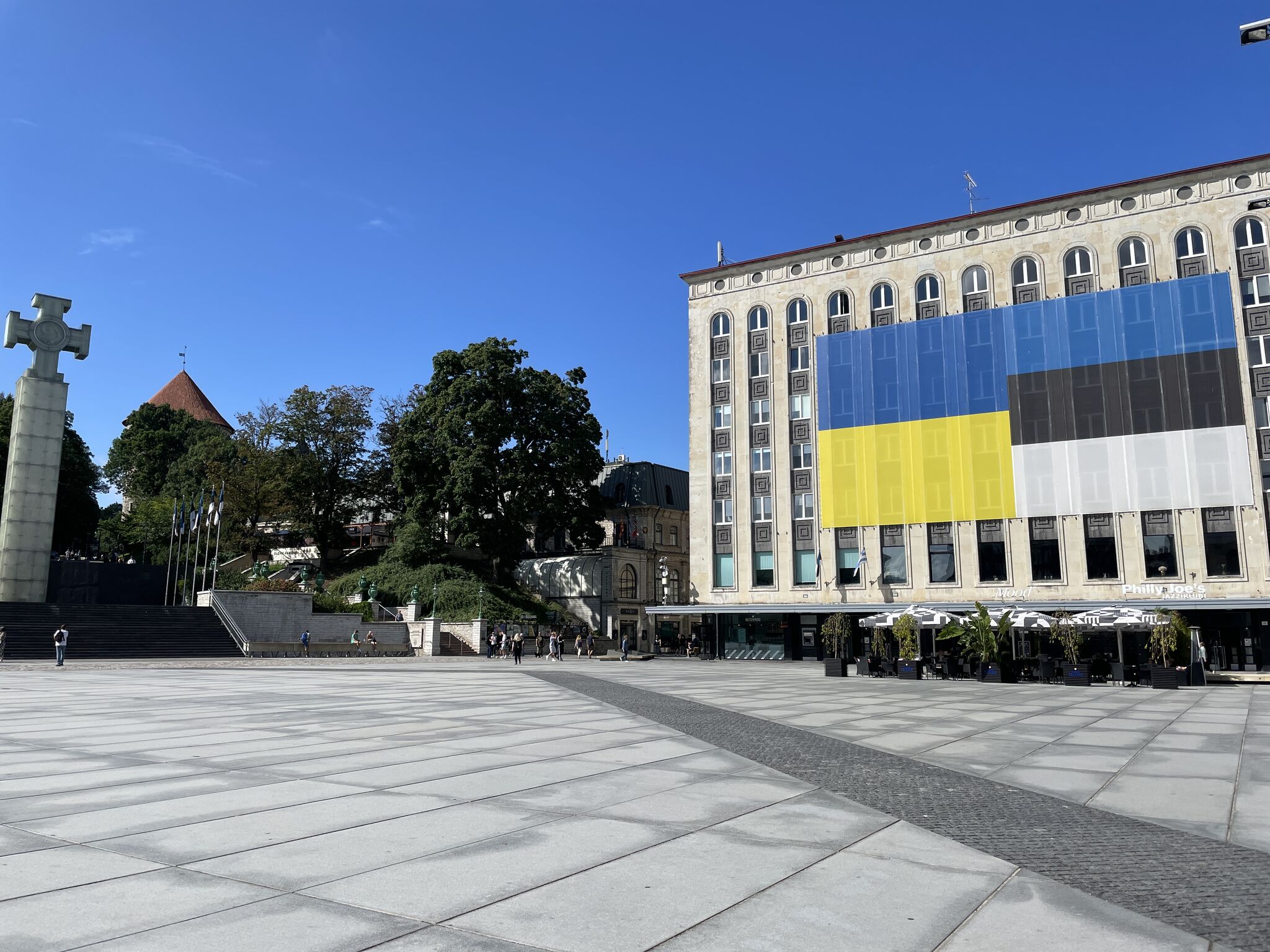 🌍 “The most advanced digital society in the world.” - Wired